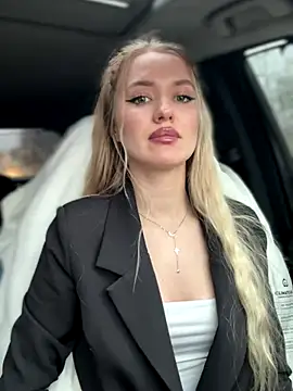 Devill Angel  online show from 29, 11, 2025