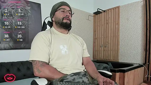 Snapshot of Luke__09 chatting on 19, 2, 2025 Luke 09 online show from 19, 2, 2025