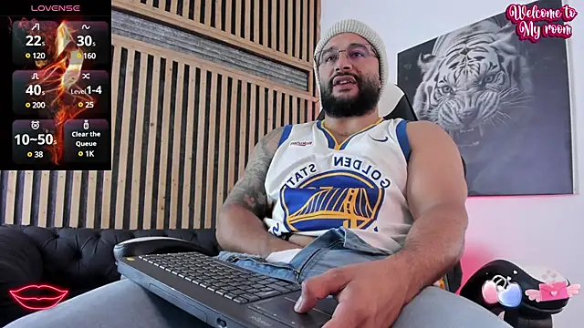 Snapshot of Luke__09 chatting on 10, 3, 2025 Luke 09 online show from 10, 3, 2025