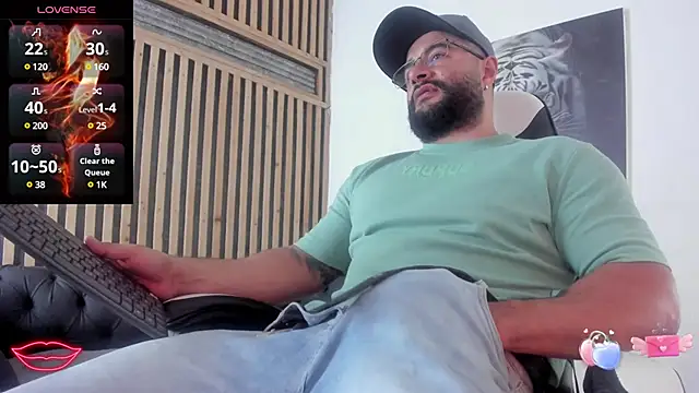 Snapshot of Luke__09 chatting on 15, 3, 2025 Luke 09 online show from 15, 3, 2025