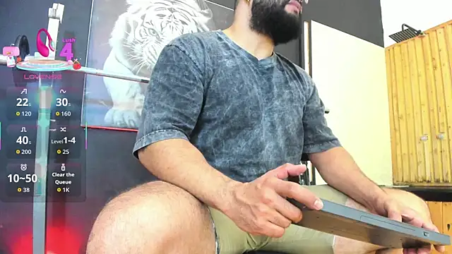 Snapshot of Luke__09 chatting on 22, 12, 2025 Luke 09 online show from 22, 12, 2025