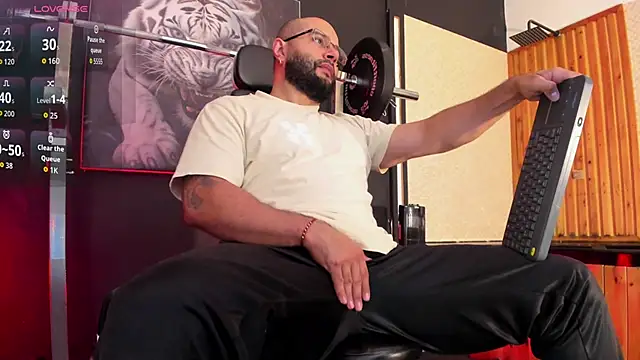 Snapshot of Luke__09 chatting on 23, 2, 2026 Luke 09 online show from 23, 2, 2026