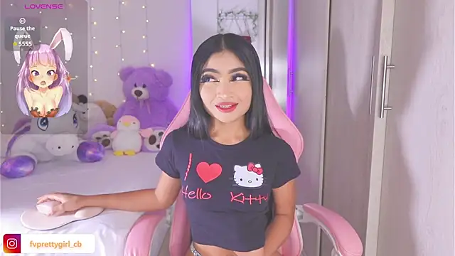 Snapshot of urfavprettygirl chatting on 17, 12, 2025 urfavprettygirl online show from 17, 12, 2025