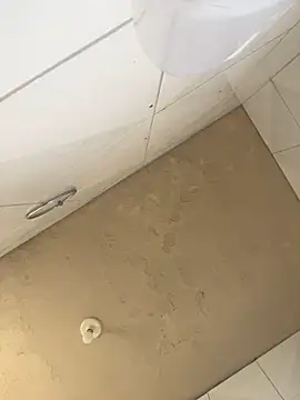 Snapshot of Vih222 chatting on 24, 2, 2025 Vih222 online show from 24, 2, 2025