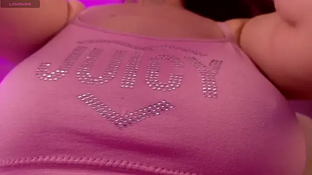 Snapshot of Miss_Mia_Murr chatting on 20, 11, 2025 Miss Mia Murr online show from 20, 11, 2025