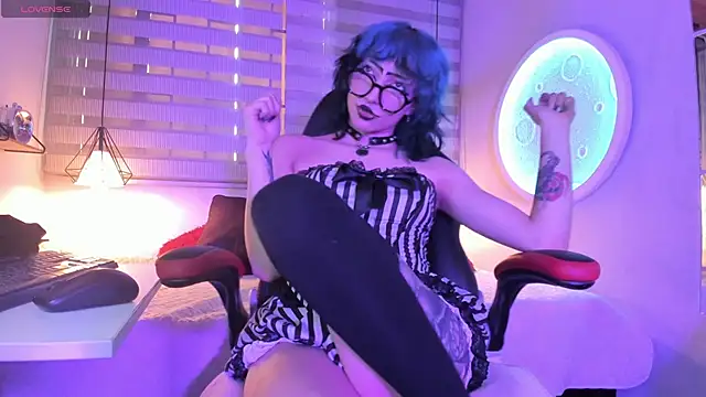 Ghosty Doll online show from 7, 5, 2026