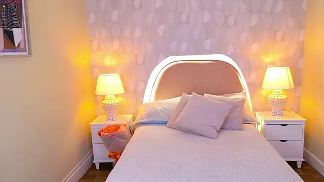 april rousse online show from 20, 2, 2025