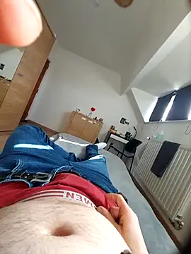 Snapshot of pascalino100 chatting on 26, 2, 2025 pascalino100 online show from 26, 2, 2025