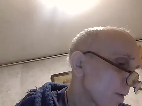 mariusica1xh online show from 23, 12, 2025