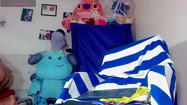 nicol gill  online show from 17, 1, 2025