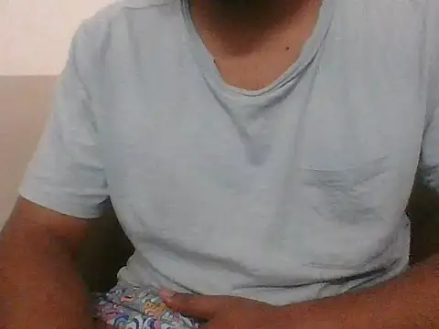 Snapshot of yoyokakshay_1996 chatting on 16, 12, 2025 yoyokakshay 1996 online show from 16, 12, 2025