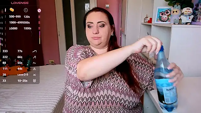 Snapshot of lovely_adelle chatting on 23, 11, 2025 lovely adelle online show from 23, 11, 2025