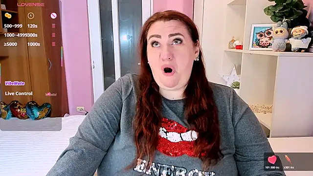 Snapshot of lovely_adelle chatting on 2, 12, 2025 lovely adelle online show from 2, 12, 2025