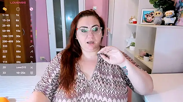 Snapshot of lovely_adelle chatting on 13, 12, 2025 lovely adelle online show from 13, 12, 2025