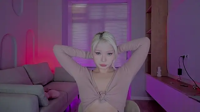 RileyMee online show from 20, 9, 2025