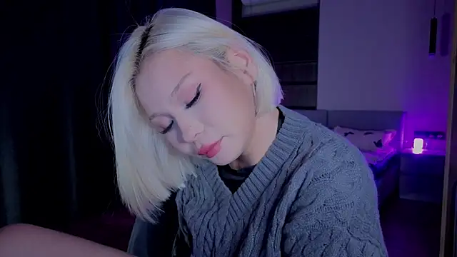 RileyMee online show from 16, 11, 2025