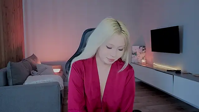 RileyMee online show from 7, 4, 2026