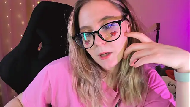 Diana Flower online show from 12, 2, 2025