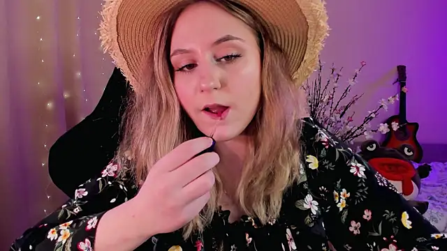 Diana Flower online show from 1, 3, 2025