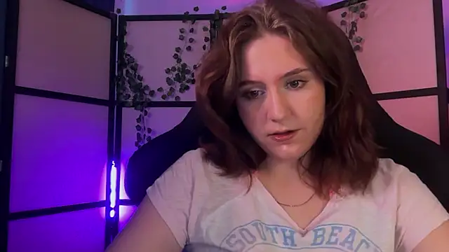 Snapshot of Diana_Flower chatting on 7, 8, 2026 Diana Flower online show from 7, 8, 2026