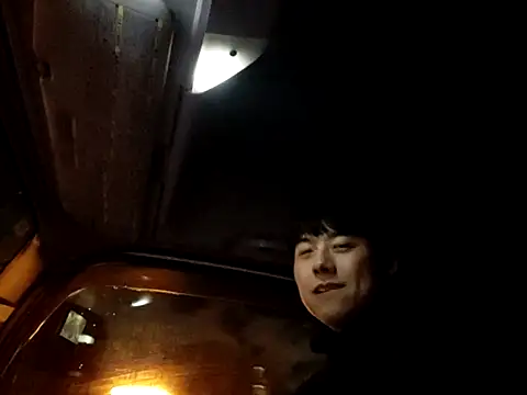 Snapshot of whitebriefboy chatting on 8, 1, 2026 whitebriefboy online show from 8, 1, 2026