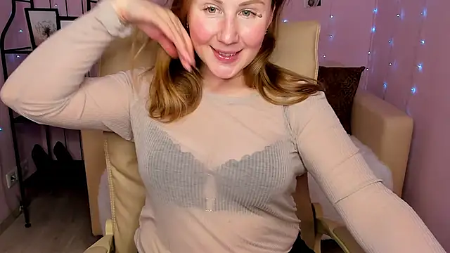 Snapshot of Helens_love chatting on 11, 2, 2025 Helens love online show from 11, 2, 2025