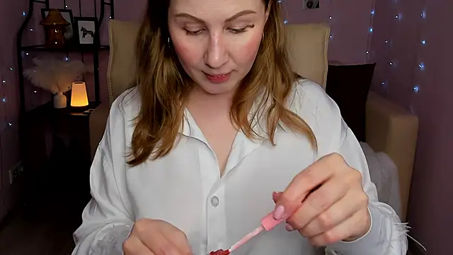 Snapshot of Helens_love chatting on 21, 3, 2025 Helens love online show from 21, 3, 2025