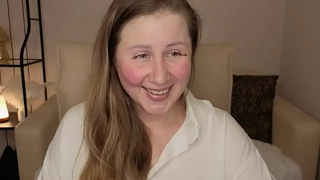 Snapshot of Helens_love chatting on 4, 12, 2025 Helens love online show from 4, 12, 2025