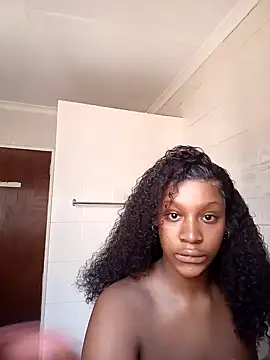 Candy Love 18 online show from 4, 12, 2024