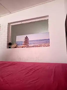 Candy Love 18 online show from 7, 1, 2025