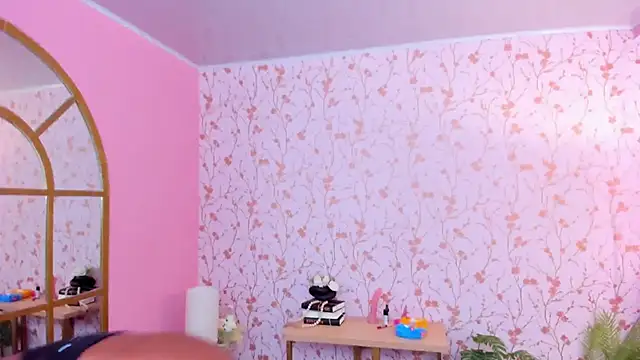 amber-hill online show from 22, 3, 2025