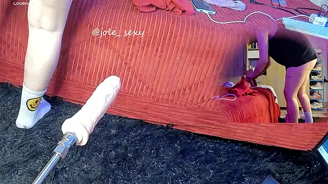 jolee   online show from 26, 1, 2025