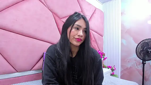 Mariana Prin online show from 12, 2, 2026