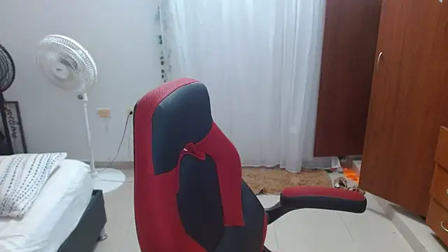 helenca43 online show from 3, 2, 2026