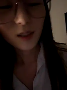 Snapshot of Sweet-Angel999 chatting on 26, 11, 2025 Sweet-Angel999 online show from 26, 11, 2025