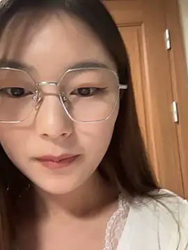 Snapshot of Sweet-Angel999 chatting on 29, 11, 2025 Sweet-Angel999 online show from 29, 11, 2025