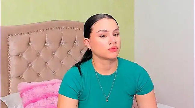 Luciluu20 online show from 1, 3, 2025