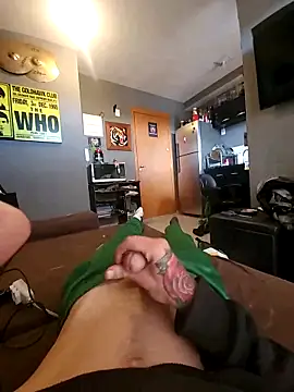 Snapshot of Danny_White_Gold chatting on 21, 10, 2025 Danny White Gold online show from 21, 10, 2025