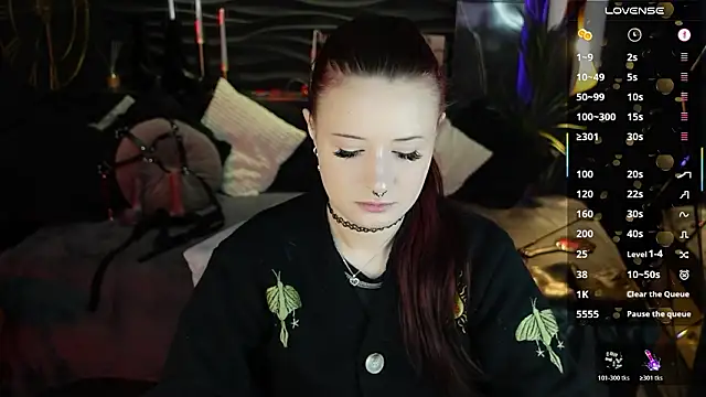 Lily Moonlight online show from 27, 3, 2026