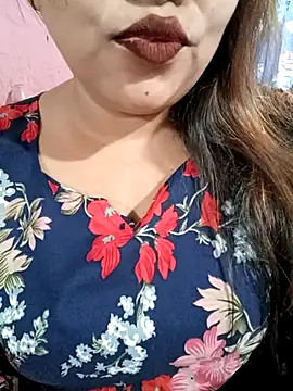 Snapshot of Beautyy38 chatting on 22, 10, 2025 Beautyy38 online show from 22, 10, 2025