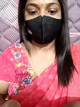 Snapshot of Renuma chatting on 1, 4, 2026 Renuma online show from 1, 4, 2026