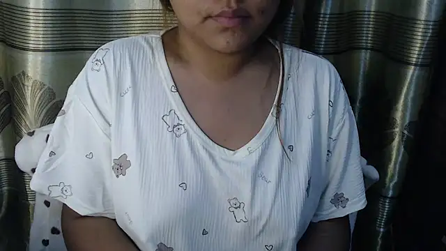 queen angelina online show from 1, 3, 2026