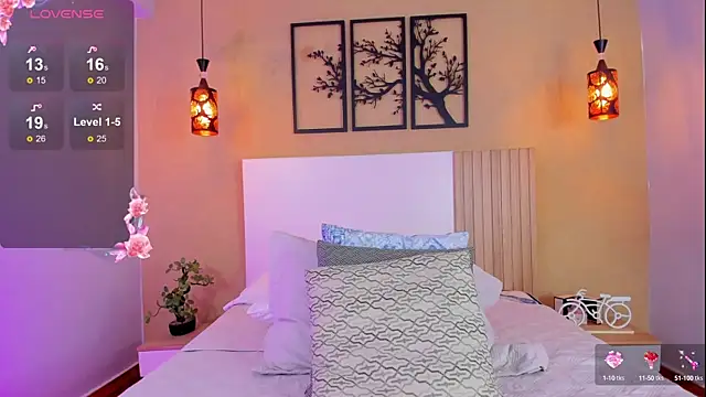 Snapshot of CamilleLynn chatting on 30, 12, 2024 CamilleLynn online show from 30, 12, 2024