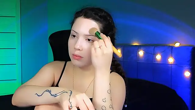 Stacy Gonzales  online show from 4, 2, 2025