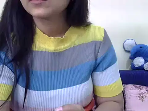 WildRuhi20 online show from 4, 12, 2024