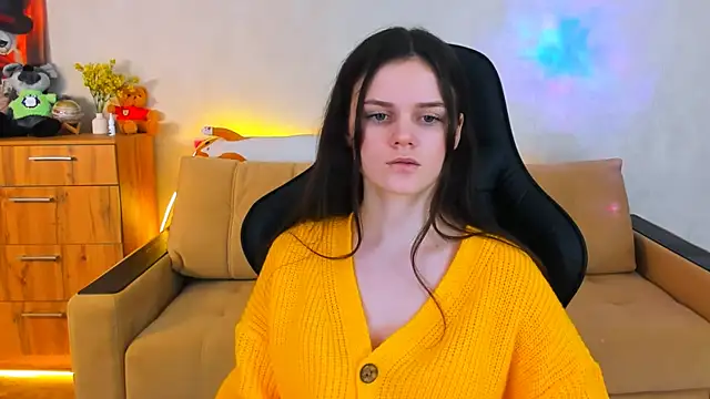 Snapshot of Lora_Cain chatting on 5, 12, 2024 Lora Cain online show from 5, 12, 2024