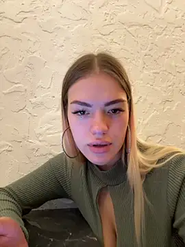 -Sexy Barbie- online show from 11, 1, 2025