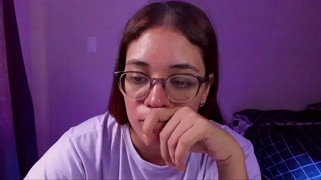 Snapshot of atenas_05_ chatting on 22, 2, 2025 atenas 05 online show from 22, 2, 2025