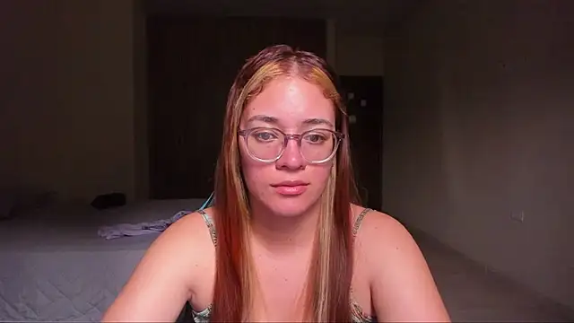 Snapshot of atenas_05_ chatting on 25, 2, 2025 atenas 05 online show from 25, 2, 2025