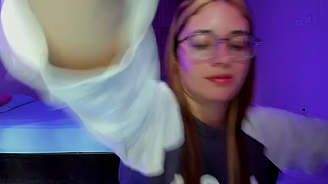 Snapshot of atenas_05_ chatting on 27, 2, 2025 atenas 05 online show from 27, 2, 2025